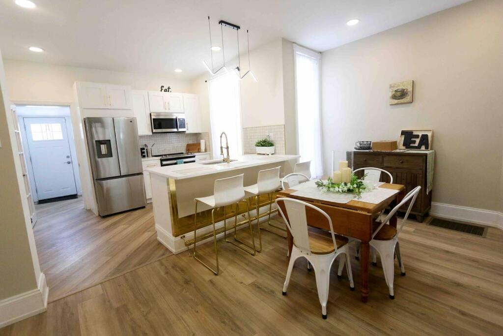 Cozy Modern 3 Bedroom Home In West Philly Филадельфия Экстерьер фото